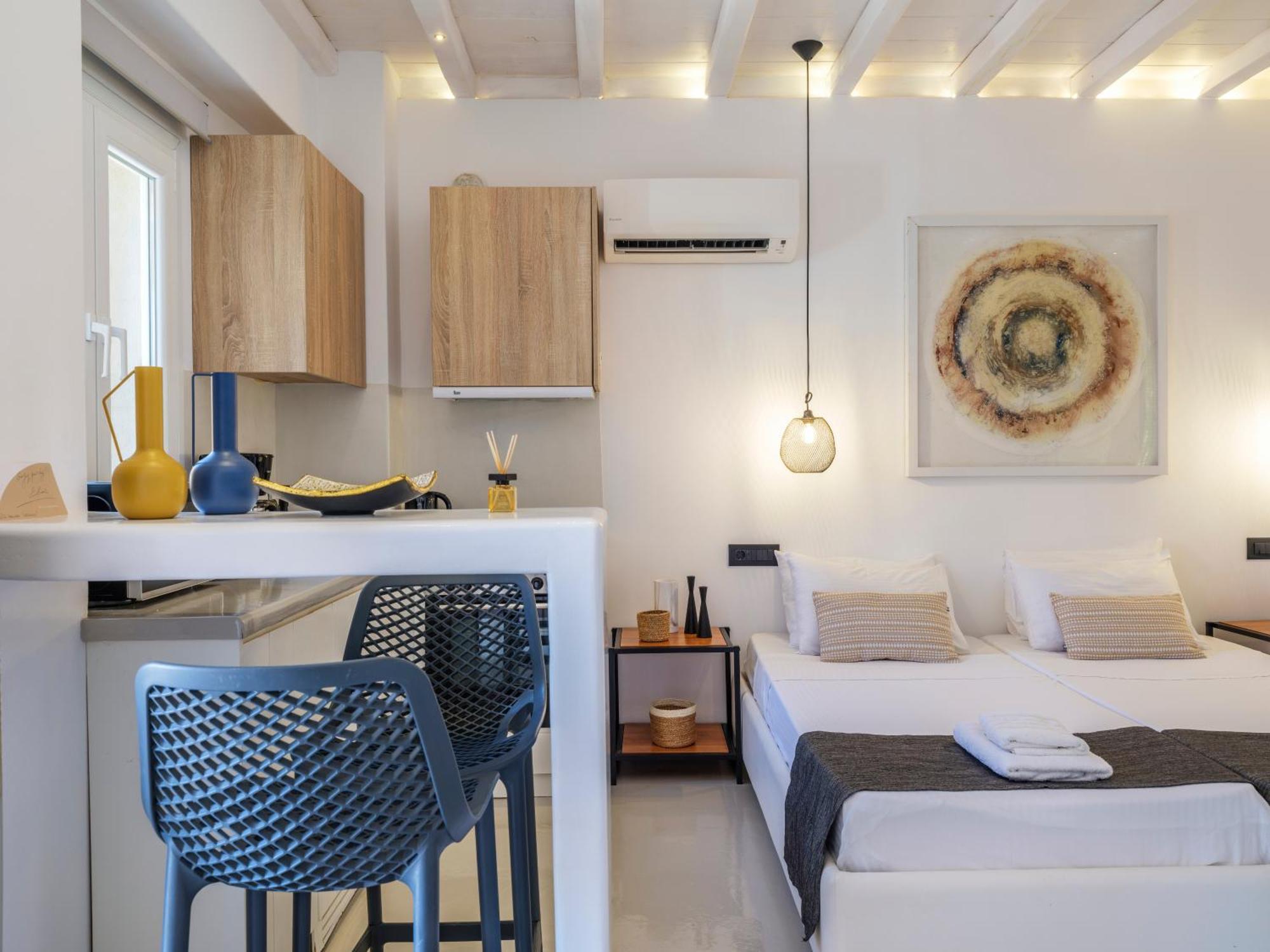 Sundance Suites Mykonos Merchia Beach Bagian luar foto