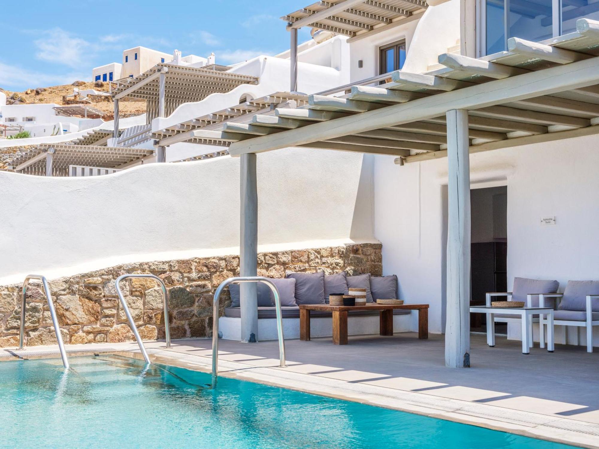 Sundance Suites Mykonos Merchia Beach Bagian luar foto