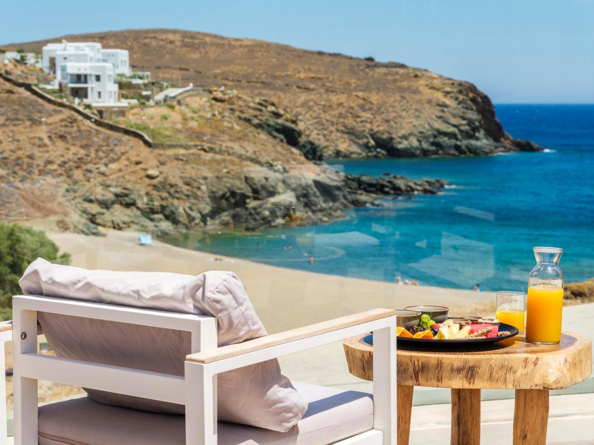 Sundance Suites Mykonos Merchia Beach Bagian luar foto