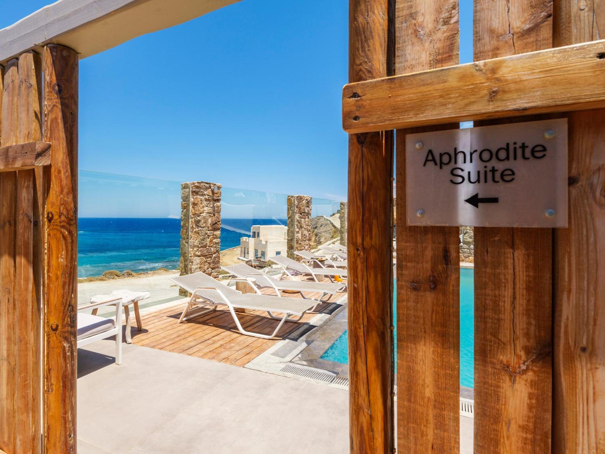 Sundance Suites Mykonos Merchia Beach Bagian luar foto