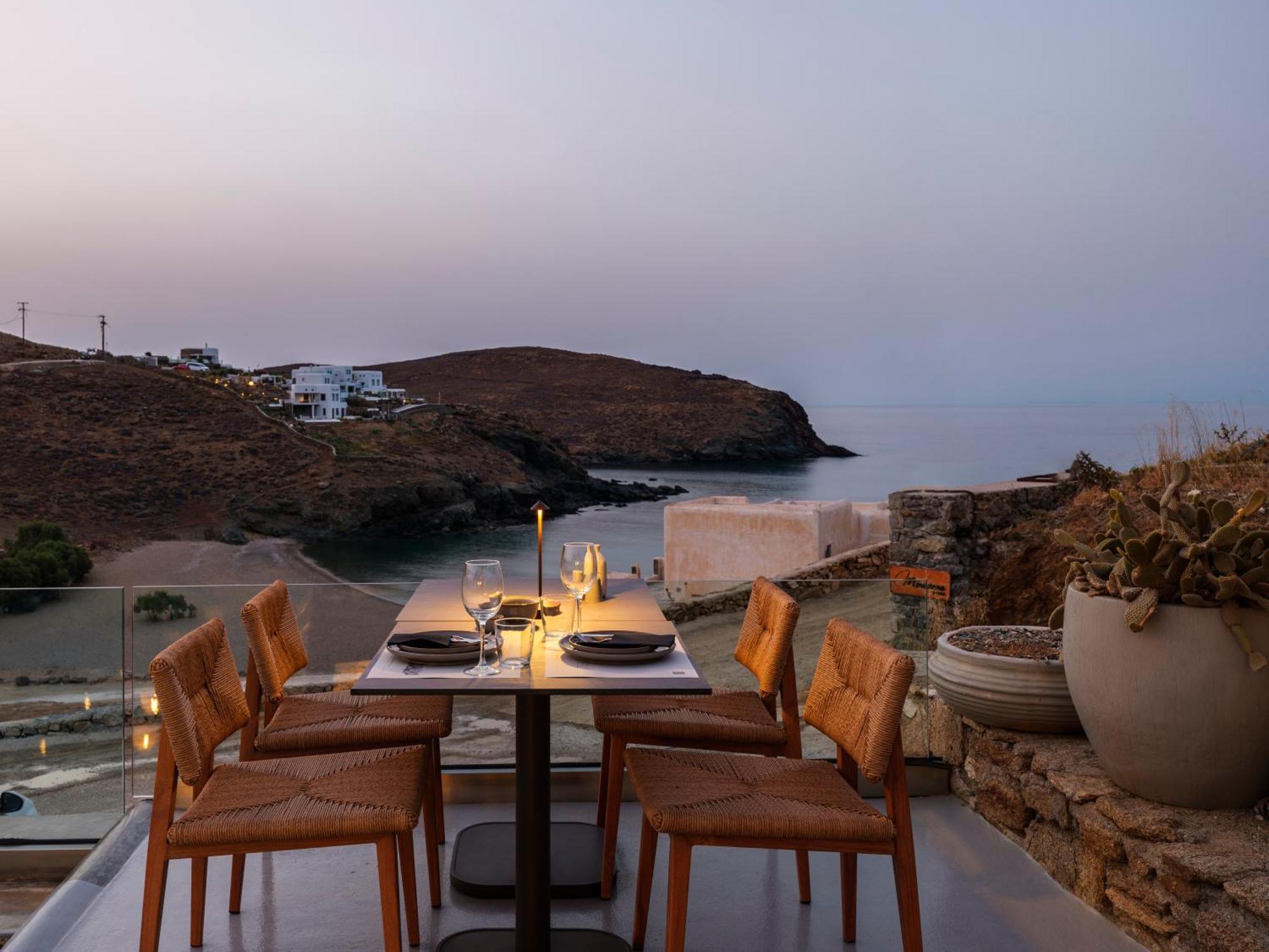 Sundance Suites Mykonos Merchia Beach Bagian luar foto